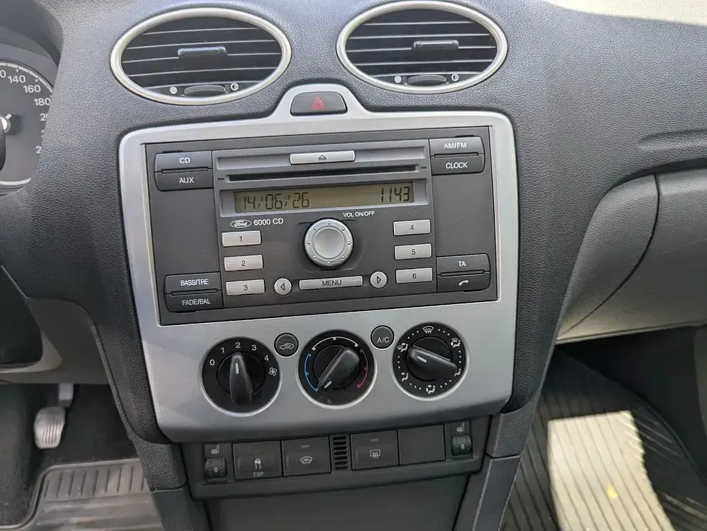 Gebraucht Ford Focus Fun X 101 PS (74 kW) 2007 Blau Limousine