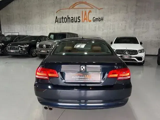 Second-hand BMW 330 Performance 272 CP (200 kW) 2007 Albastru Coupe