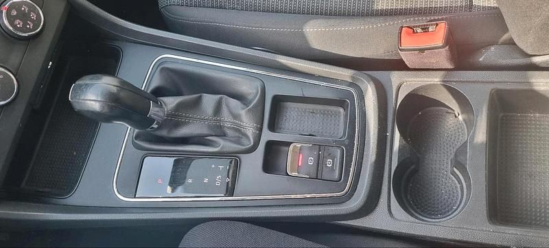 Second-hand Seat Leon 116 CP (85 kW) 2018 Negru Berlinǎ