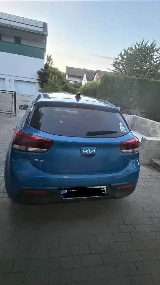 Gebraucht Kia Rio Platinum Edition 120 PS (88 kW) 2023 Blau Kleinwagen