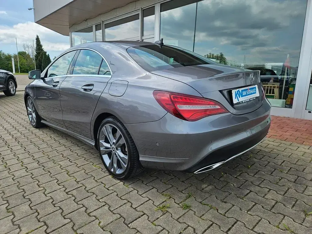 Gebraucht Mercedes CLA180 109 PS (80 kW) 2018 Grau Limousine