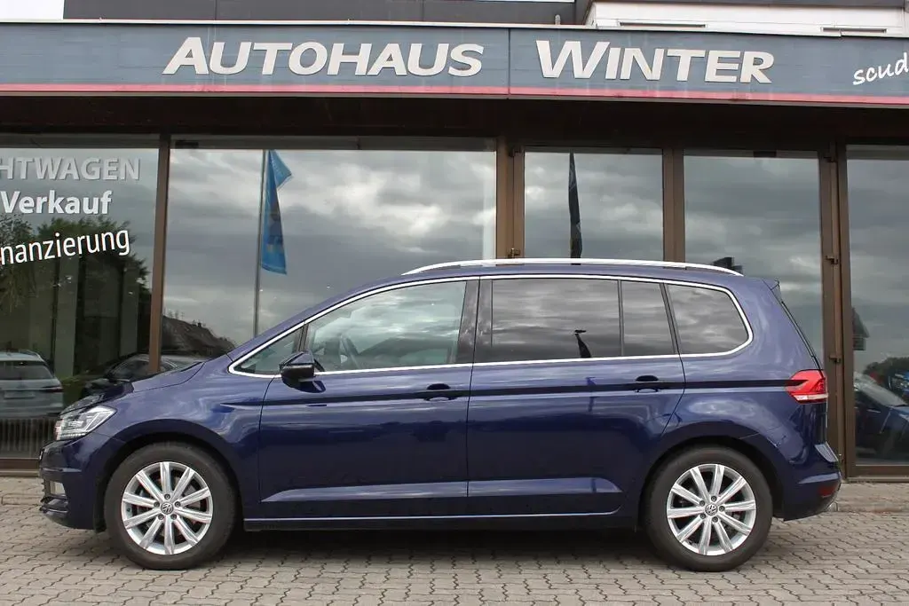 Gebraucht VW Touran Highline 150 PS (110 kW) 2017 Blau Van / Kleinbus