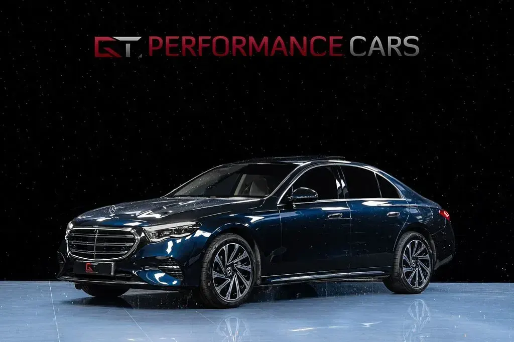 Gebraucht Mercedes E300 Premium Plus 313 PS (230 kW) 2024 Blau Limousine