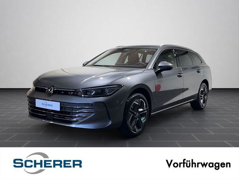 Grau Neu 2024 VW Passat Business Kombi | 46.990 € - Bild 1/4