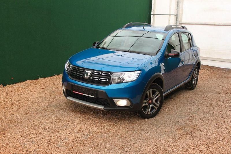 Gebraucht Dacia Sandero Stepway 101 PS (74 kW) 2019 Blau SUV