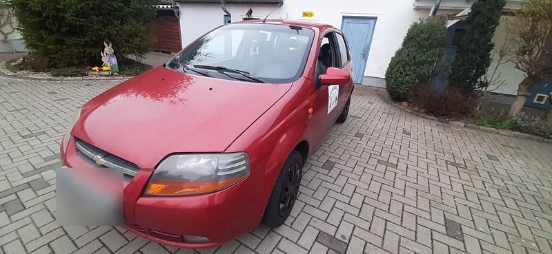 Gebraucht Chevrolet Kalos 94 PS (69 kW) 2005 Rot Kleinwagen