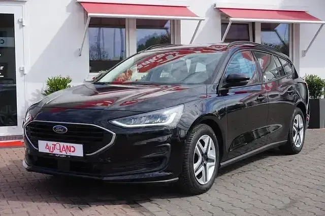 Używany Ford Focus 125 KM (91 kW) 2022 Czarny Kombi
