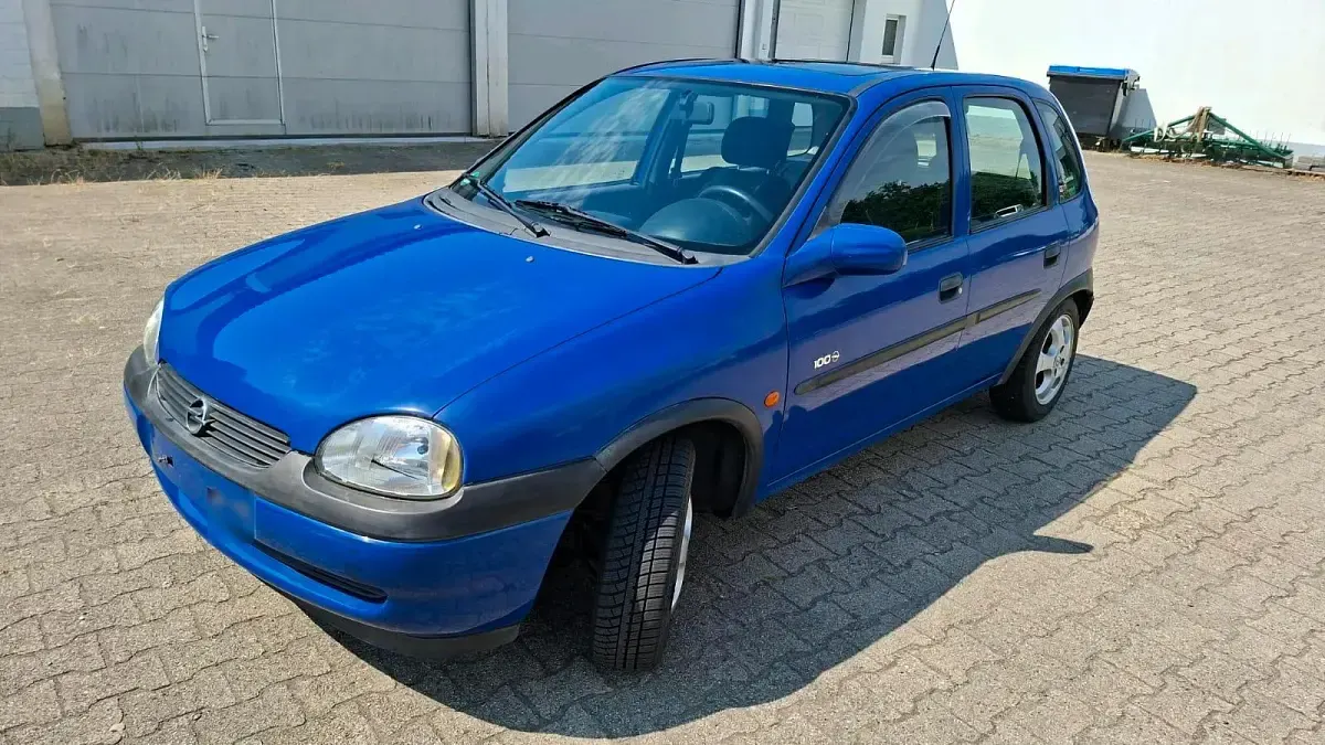 Gebraucht Opel Corsa 65 PS (47 kW) 1999 Blau Kleinwagen