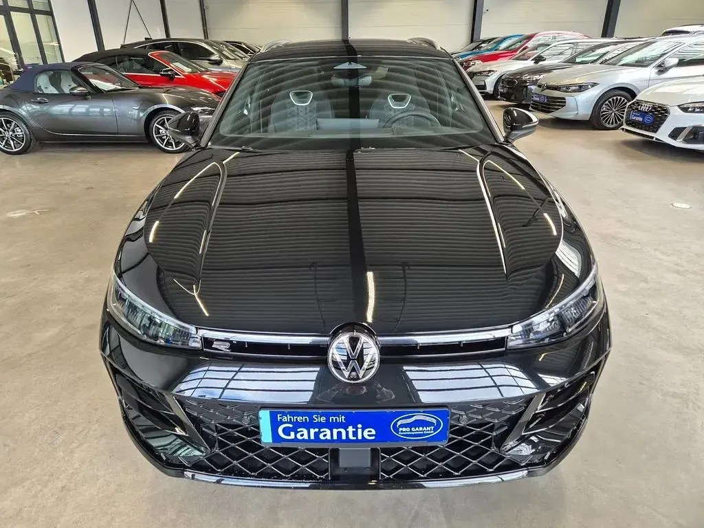 Ny VW Passat R-line 265 HK (194 kW) 2026 Sort Stationcar