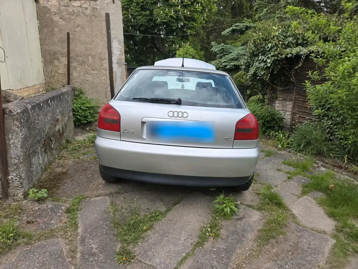 Gebraucht Audi A3 105 PS (77 kW) 1999 Silber Kleinwagen