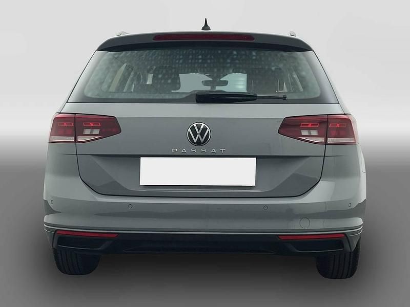 Gebraucht VW Passat Conceptline 150 PS (110 kW) 2022 Grau Kombi
