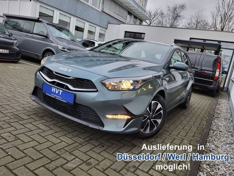 Yucca steel metallic Neu 2025 Kia Ceed Sportswagon Kombi | 21.870 € (Superpreis) - Bild 1/3