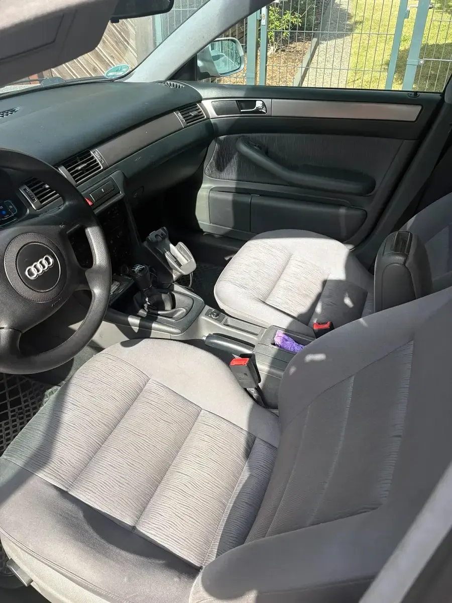 Gebraucht Audi A6 150 PS (110 kW) 2001 Silber Limousine