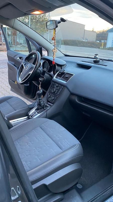 Gebraucht Opel Meriva 140 PS (102 kW) 2011 Grau Van / Kleinbus