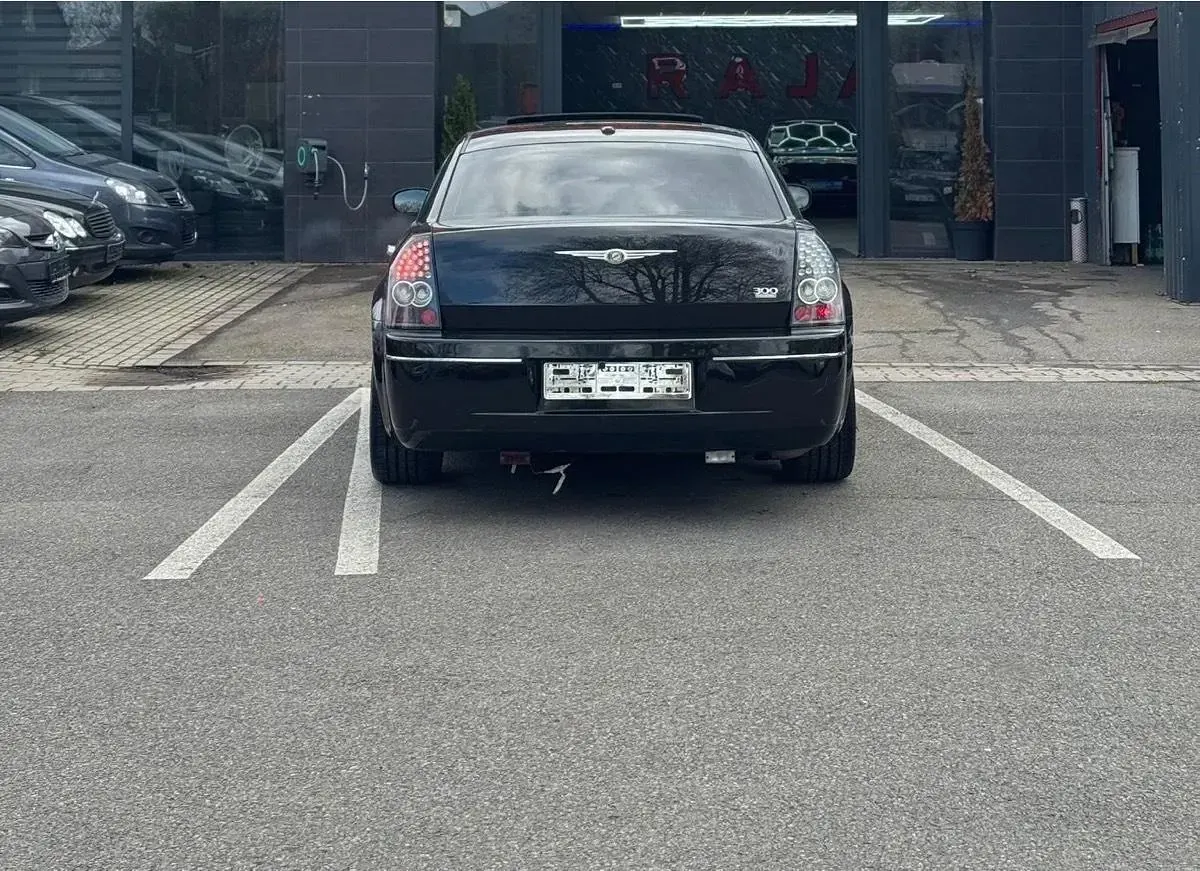 Brugt Chrysler 300C 249 HK (183 kW) 2004 Sort Sedan