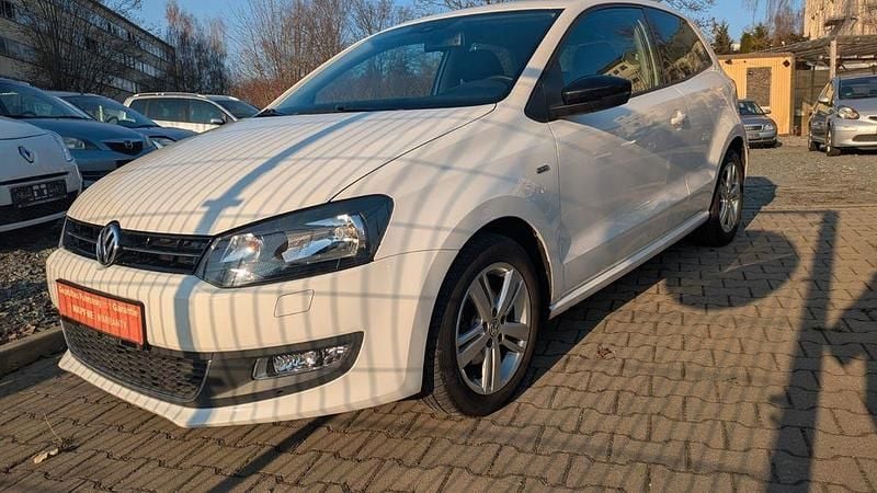 Gebraucht VW Polo Match 60 PS (44 kW) 2013 Weiß Kleinwagen