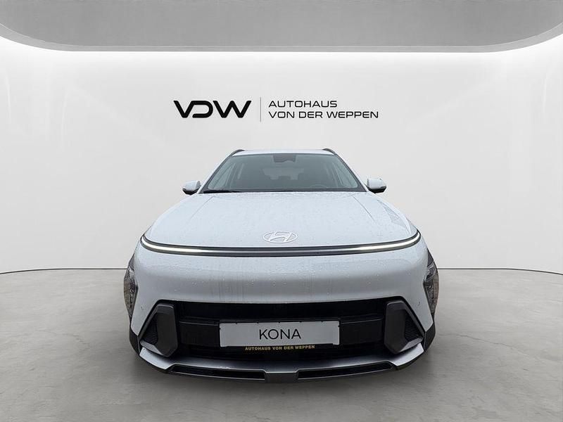 Gebraucht Hyundai Kona Prime 199 PS (146 kW) 2024 Atlas white (weiß) SUV