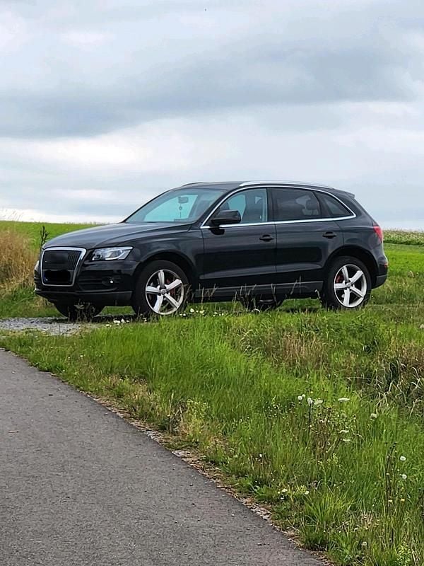 Gebraucht Audi Q5 170 PS (125 kW) 2011 Schwarz SUV