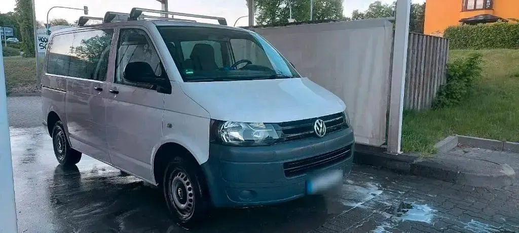 Gebraucht VW Caravelle 140 PS (102 kW) 2010 Weiß Van