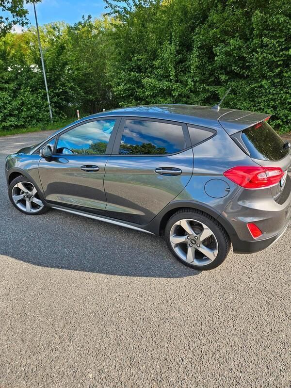 Grau Gebraucht 2019 Ford Fiesta Active Kleinwagen | 13.999 € (Fairer Preis) - Bild 1/4