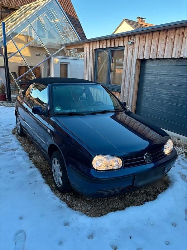 Gebraucht VW Golf Cabriolet 115 PS (84 kW) 2002 Blau Cabrio