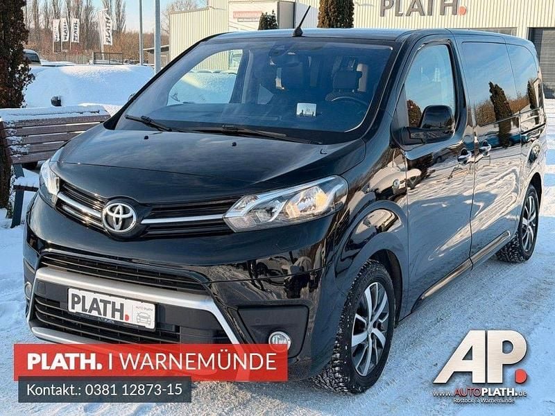 Schwarz Gebraucht 2019 Toyota Proace Verso Comfort Kombi | 21.990 € (Fairer Preis) - Bild 1/4