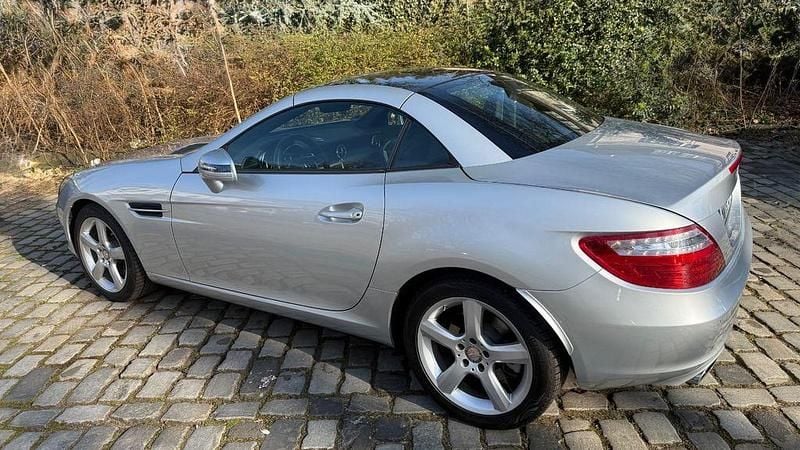 Gebraucht Mercedes SLK200 184 PS (135 kW) 2015 Silber Cabrio