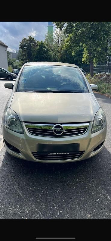 Gelb Gebraucht 2008 Opel Zafira Van / Kleinbus | 2.000 € - Bild 1/4