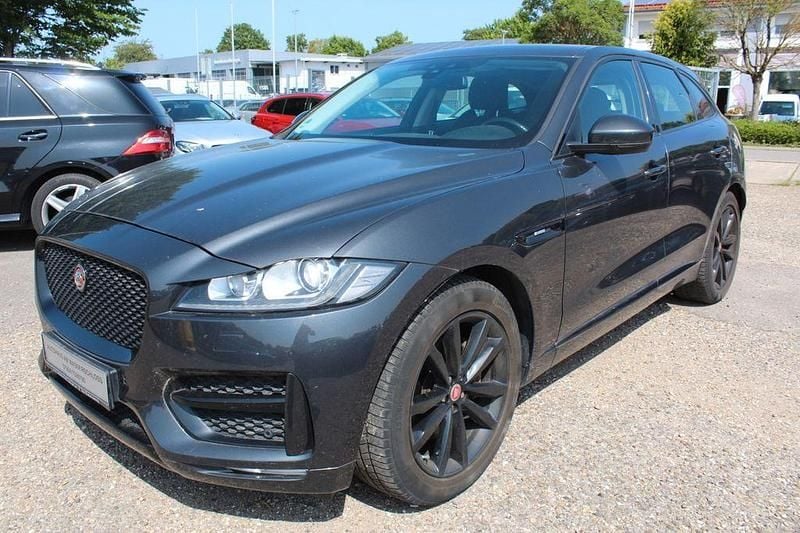 Grau Gebraucht 2017 Jaguar F-Pace R-Sport SUV | 13.390 € (Superpreis) - Bild 1/4