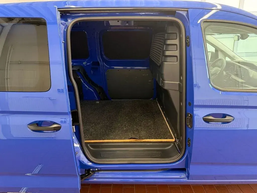 Gebraucht VW Caddy Maxi 122 PS (89 kW) 2022 Blau Van / Kleinbus