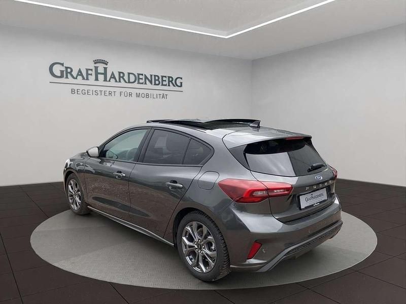 Second-hand Ford Focus ST-Line X 155 CP (114 kW) 2024 Gri Berlinǎ