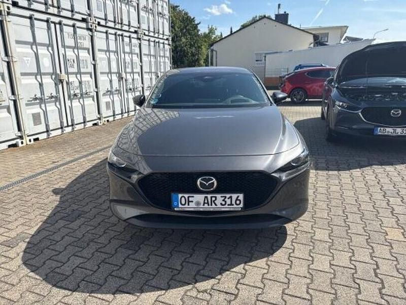 Grau Gebraucht 2025 Mazda 3 Homura-Line Limousine | 24.499 € (Fairer Preis) - Bild 1/4