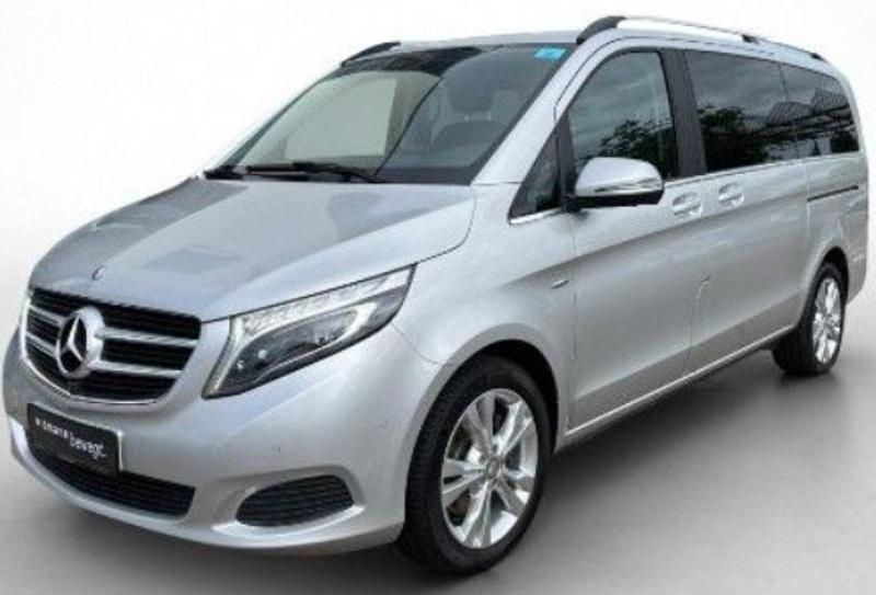 Silber Gebraucht 2014 Mercedes V250 Avantgarde Van / Kleinbus | 25.900 € (Fairer Preis) - Bild 1/4