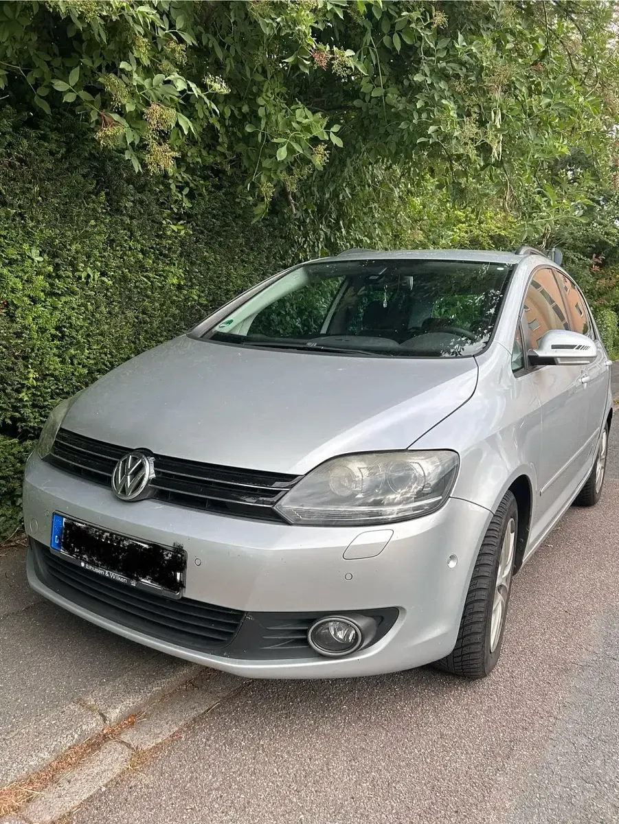 Gebraucht VW Golf VI 105 PS (77 kW) 2010 Silber Kleinwagen