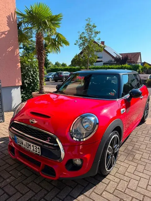 Gebraucht Mini John Cooper Works 192 PS (141 kW) 2016 Schwarz Kleinwagen