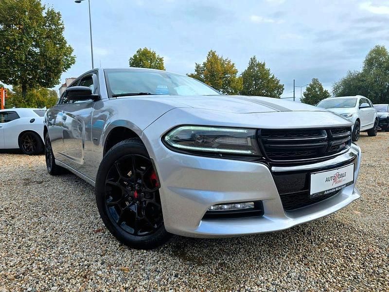 Grau Gebraucht 2016 Dodge Charger SXT Limousine | 25.990 € (Teuer) - Bild 1/4