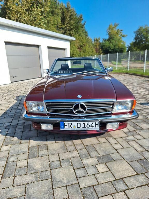 Gebraucht Mercedes 560 227 PS (166 kW) 1986 Rot Cabrio