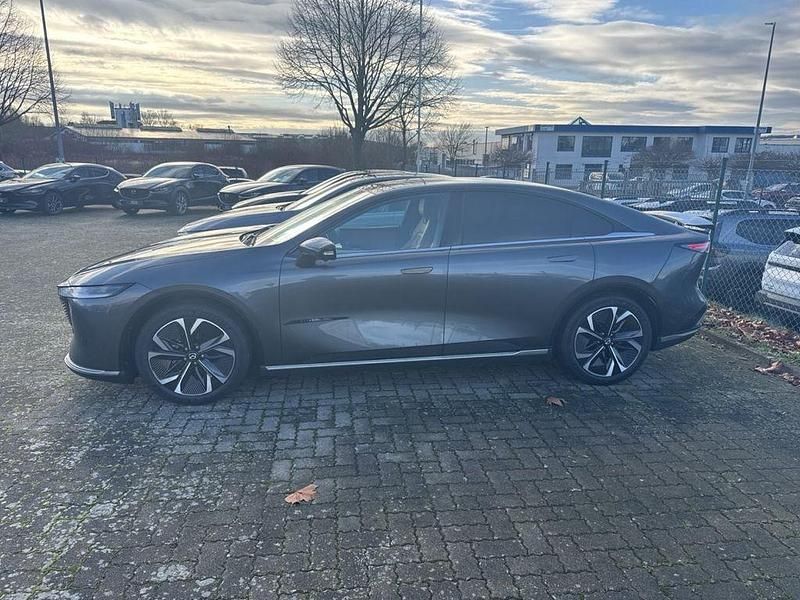 Neu Mazda 6e 60 kW (82 PS) 2026 Grau Limousine