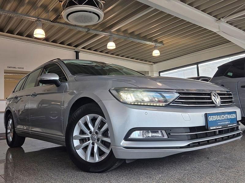 Silber Gebraucht 2016 VW Passat Comfortline Kombi | 14.990 € (Fairer Preis) - Bild 1/4
