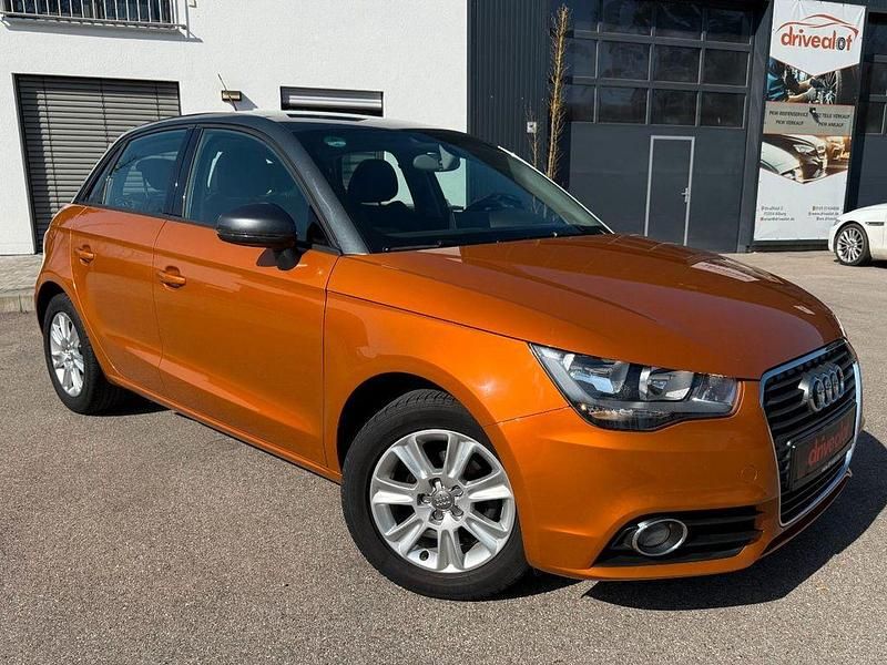 Gebraucht Audi A1 Sportback Attraction 86 PS (63 kW) 2013 Orange Kleinwagen