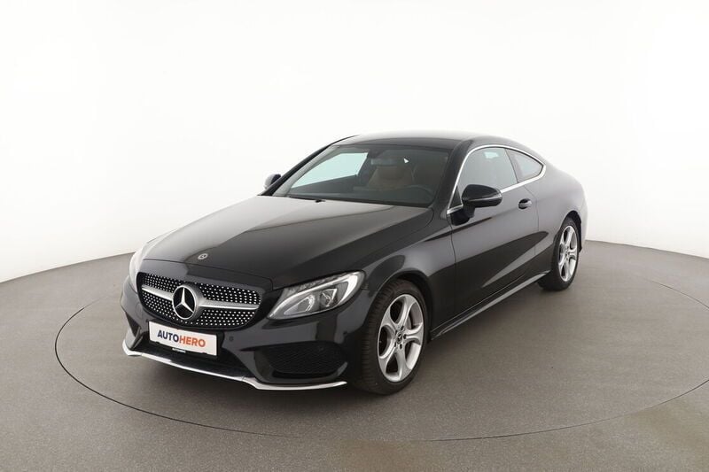 Schwarz Gebraucht 2017 Mercedes C300 AMG line Coupé | 27.390 € (Fairer Preis) - Bild 1/4