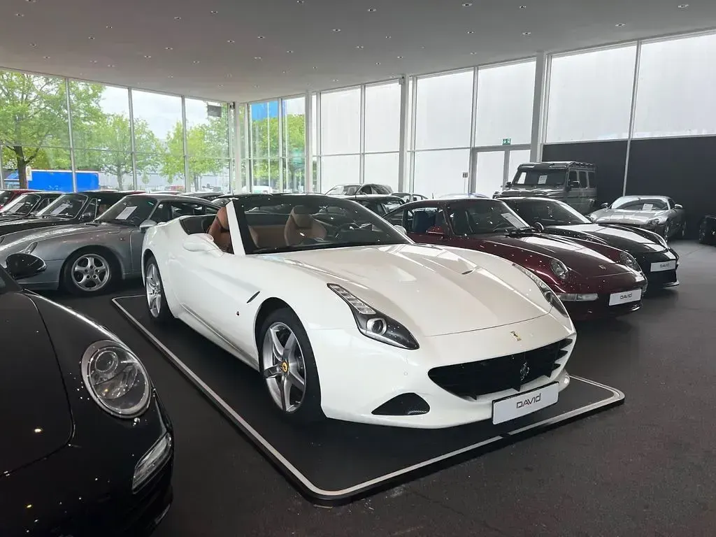 Gebraucht Ferrari California 560 PS (411 kW) 2015 Weiß Cabrio