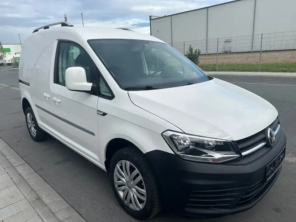 Gebraucht VW Caddy 122 PS (89 kW) 2017 Weiß Van / Kleinbus
