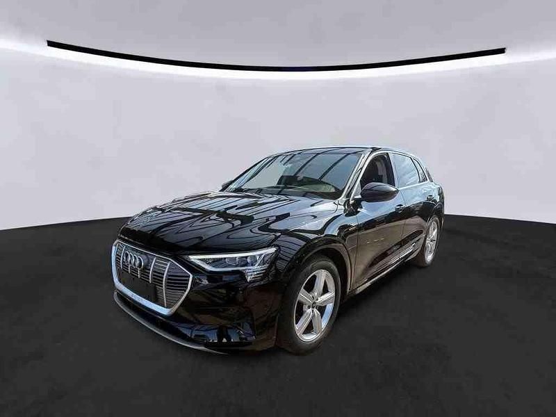 Mythosschwarz Gebraucht 2022 Audi e-tron Advanced SUV | 32.987 € (Guter Preis) - Bild 1/4