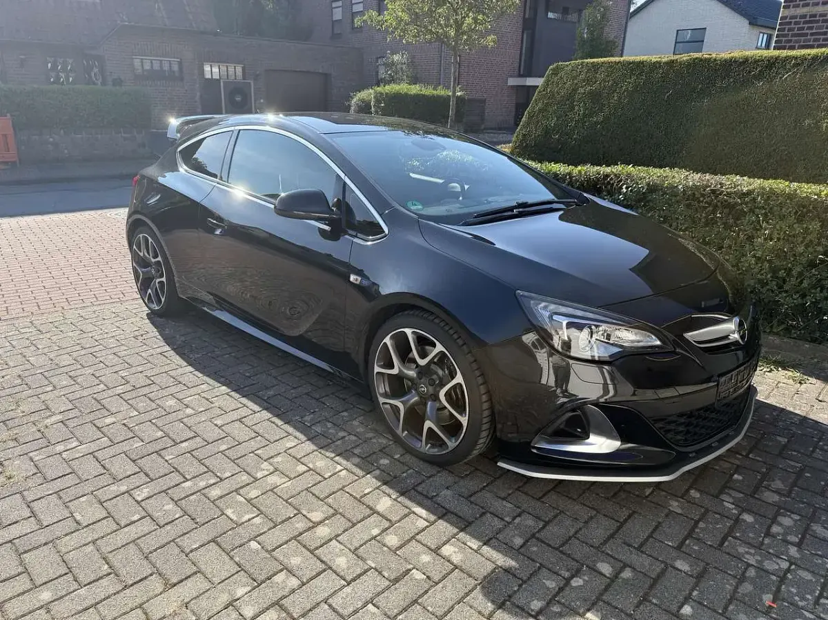 Gebraucht Opel Astra OPC 280 PS (205 kW) 2013 Schwarz Coupé