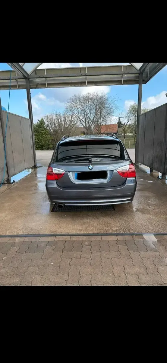 Gebraucht BMW 320 163 PS (119 kW) 2006 Grau Kombi