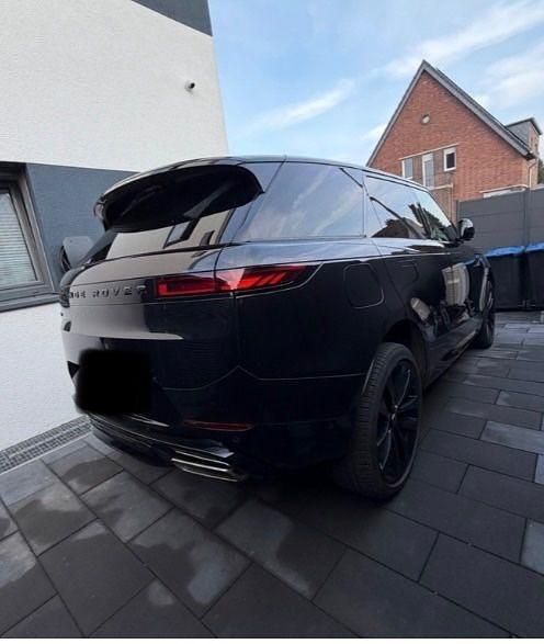 Gebraucht Land Rover Range Rover HSE 460 PS (338 kW) 2024 Schwarz SUV