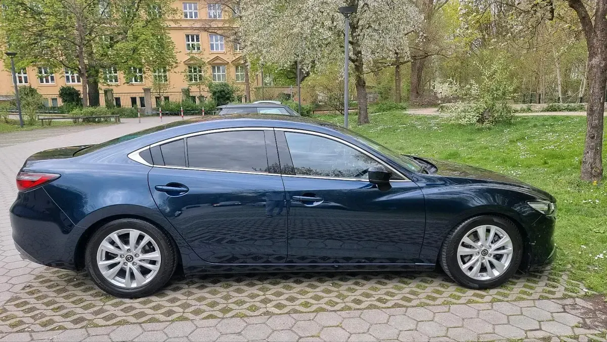 Gebraucht Mazda 6 Sports-Line 184 PS (135 kW) 2019 Blau Limousine