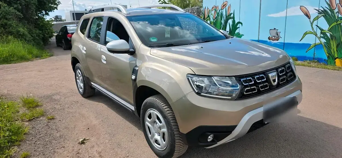Gebraucht Dacia Duster 125 PS (91 kW) 2018 Gelb SUV