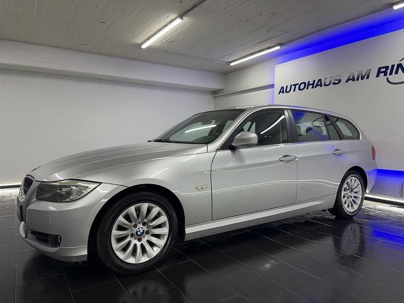 Gebraucht BMW 325 218 PS (160 kW) 2009 Silber Kombi
